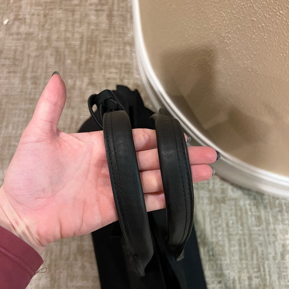 Lululemon Go Getter Bag *Heat 26L 
Gym Laptop Work Travel Duffle - Picture 8 of 8